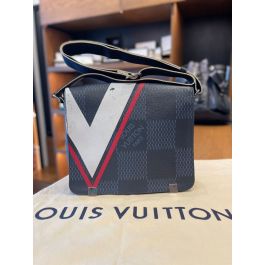 Authenticated Used LOUIS VUITTON Louis Vuitton District PM Shoulder Bag  N44002 Damier Cobalt Leather Navy Multicolor America's Cup Messenger Body  Tote 